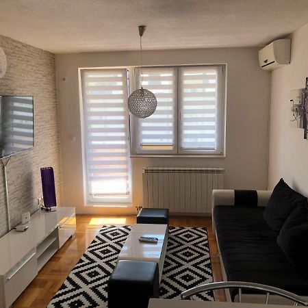 Apartman Dobrinja 1 Sarajevo Ngoại thất bức ảnh